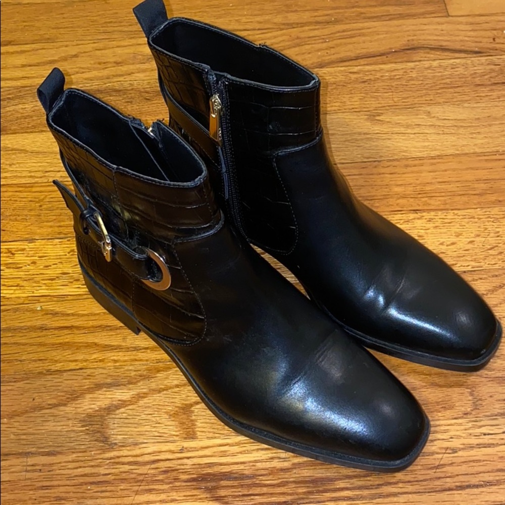 Zara leather boots with Buckle